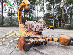 حیوانات واقعی واقعی انیماترونیک عقرب ها با مورچه ها مبارزه می کنند مقاومت در برابر خورشید