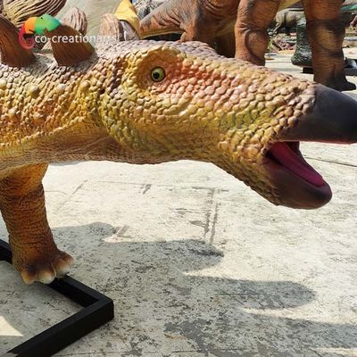 اندازه ی واقعی استگوساروس Animatronic واقع بینانه به نظر می رسد دایناسورها برای تزئین پارک های تفریحی