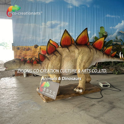 دایناسور استگوسور واقع بینانه: پنهان کردن بافتی، رعد و صدای پویا و صفحه پشتی پر جنب و جوش برای نمایشگاه های غوطه ور